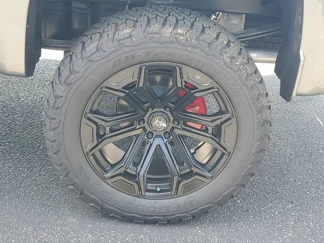 New 2026 Sterling Metallic GMC AT4 image 28