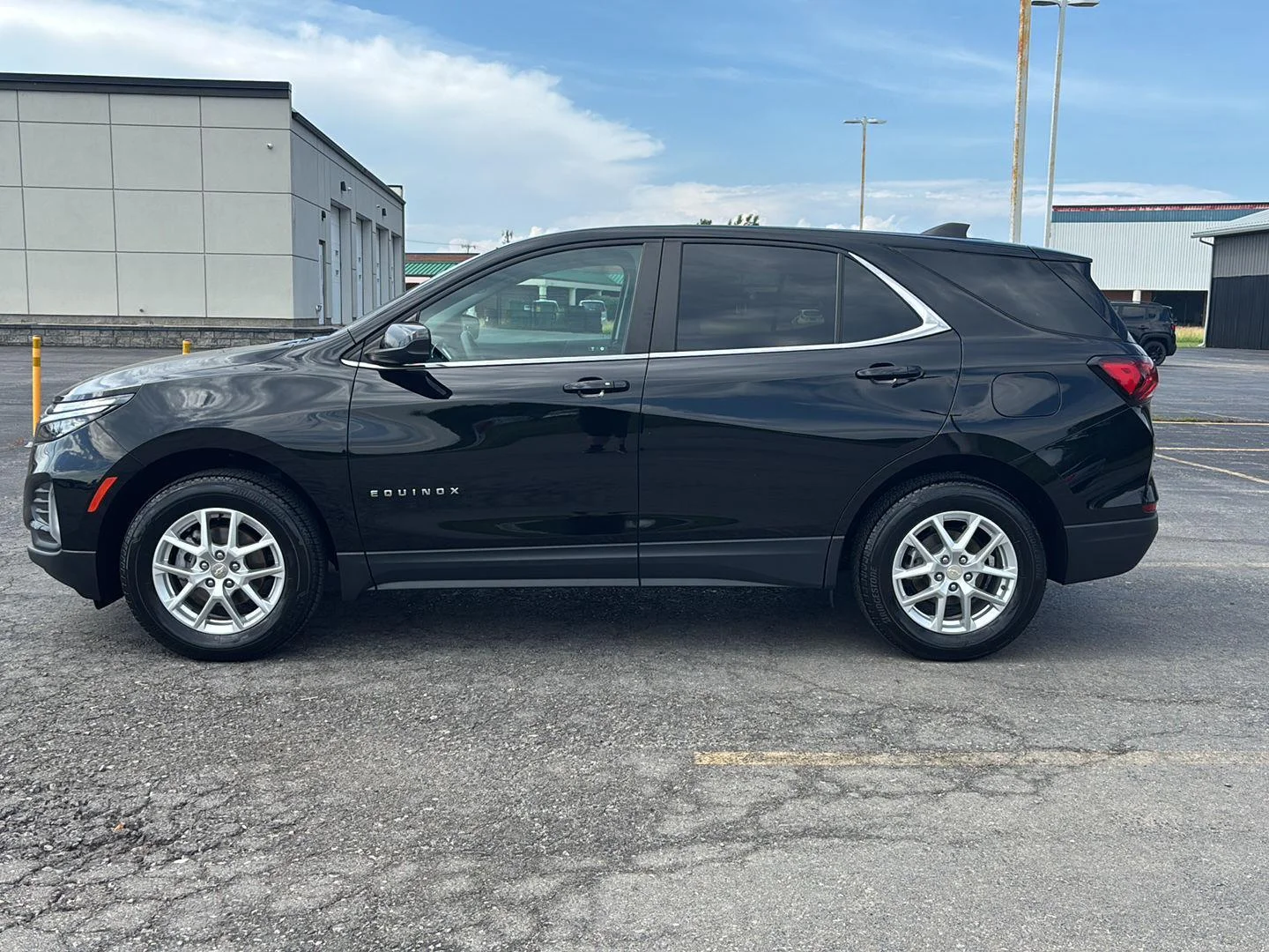 Used 2023 Mosaic Black Metallic Chevrolet LT image 4