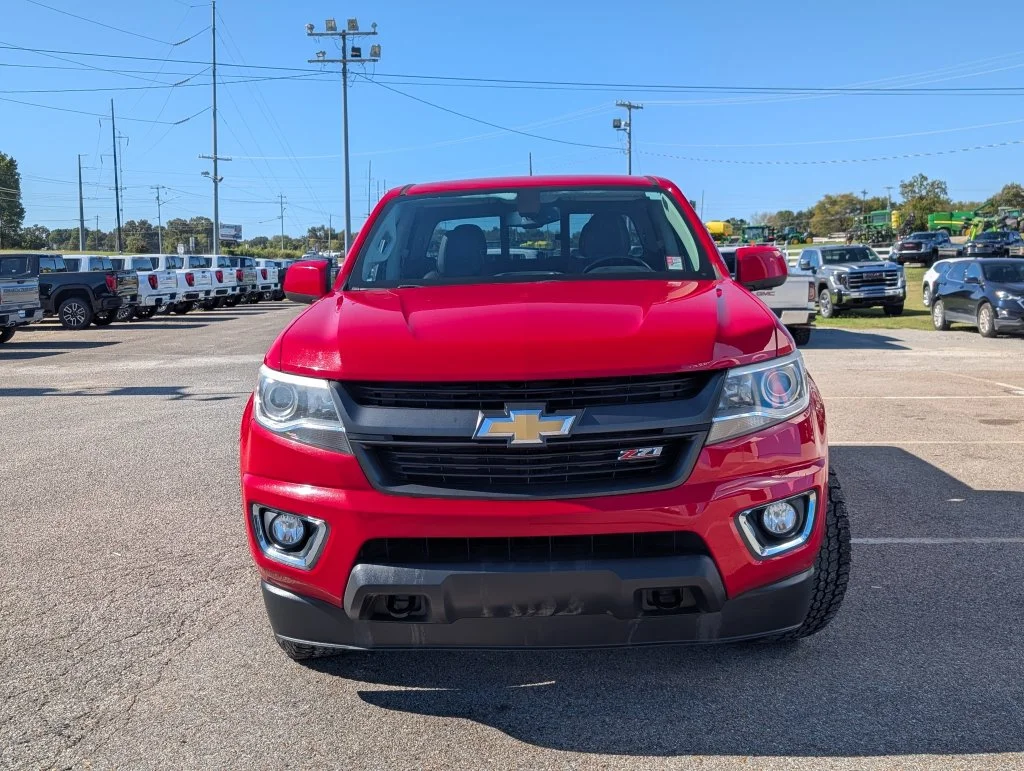 Used 2020 Red Chevrolet Z71 image 8