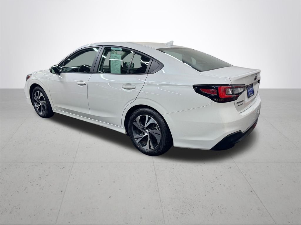 Used 2025 Crystal White Pearl Subaru Premium image 4
