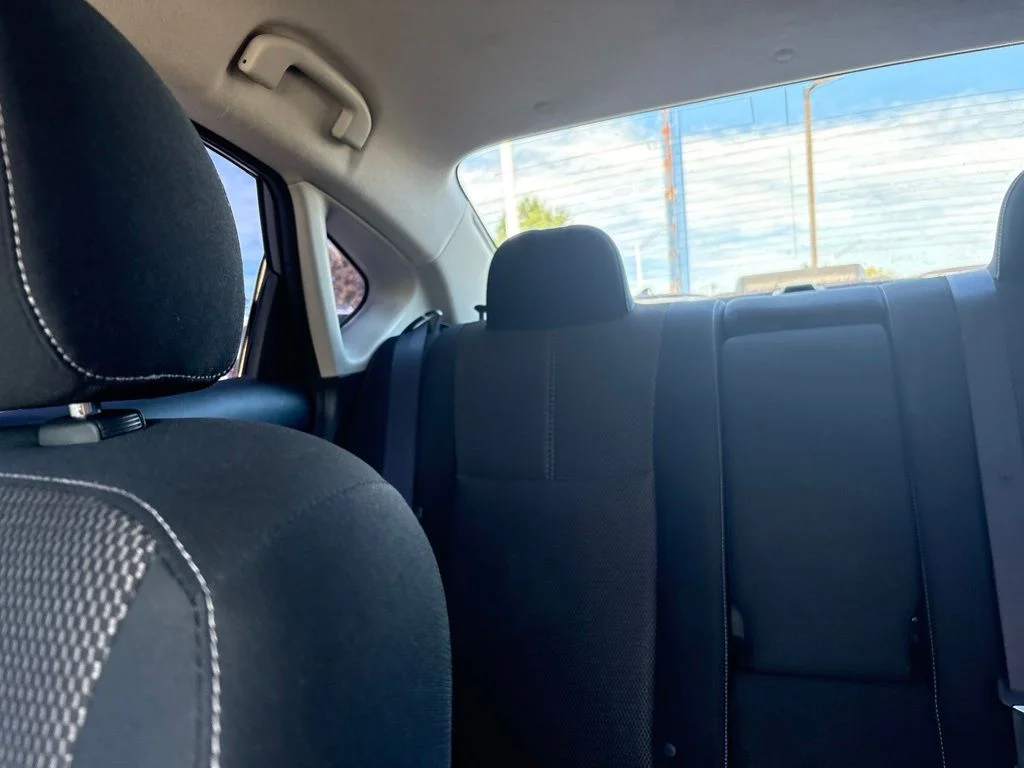 Used 2015 Gray Nissan S image 11