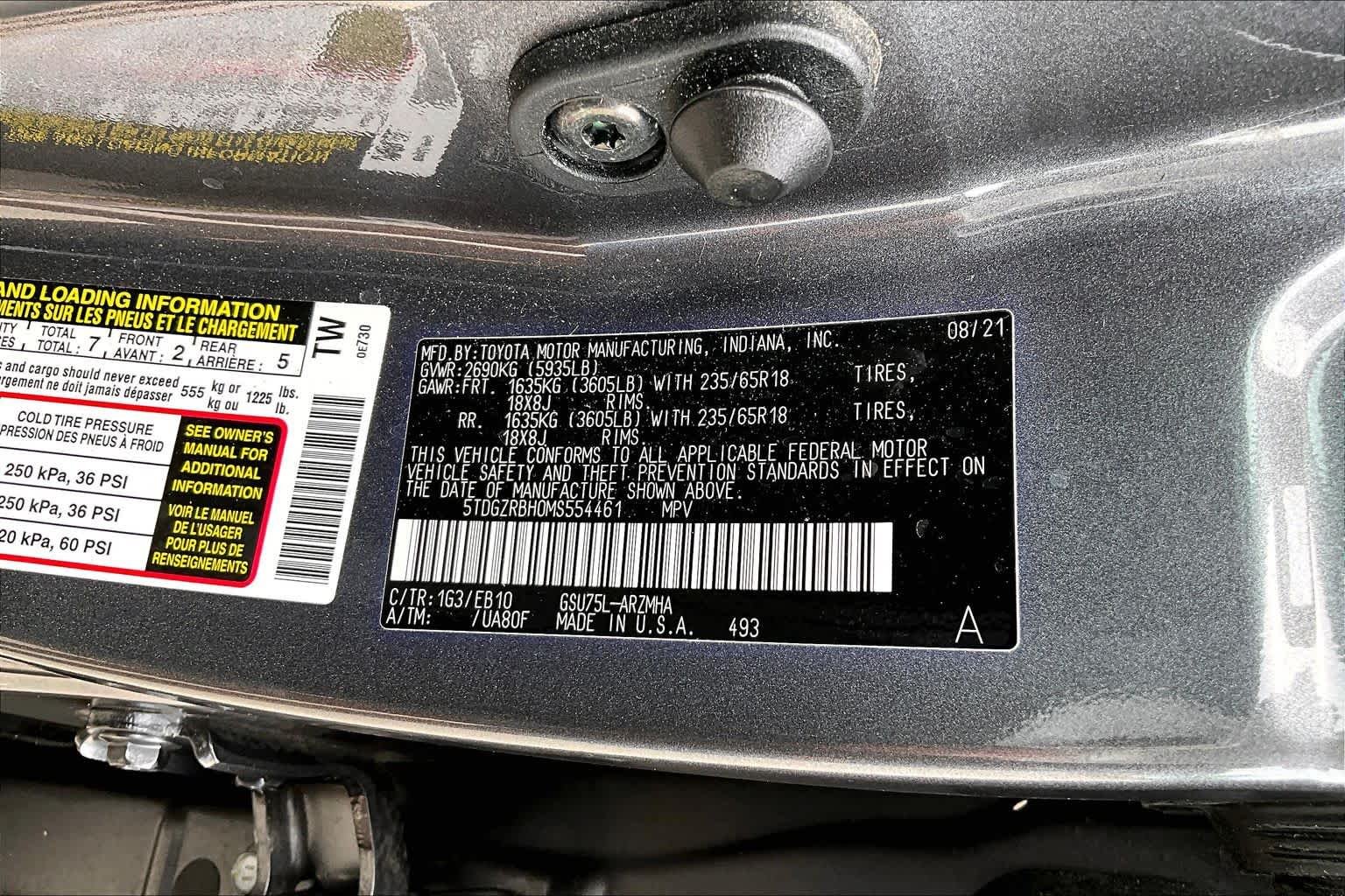 Used 2021 Magnetic Gray Metallic Toyota XLE image 37