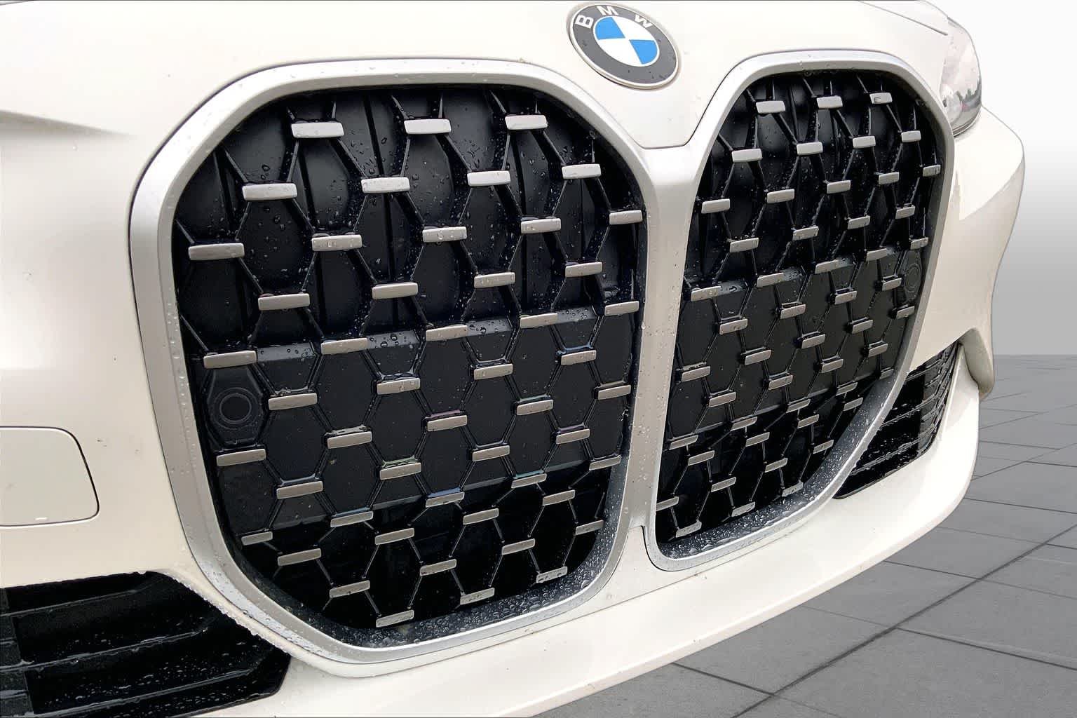 Used 2026 Mineral White Metallic BMW 430i xDrive image 29