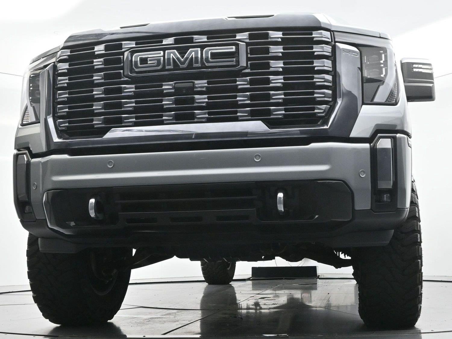 Used 2024 Sterling Metallic GMC Denali Ultimate image 48
