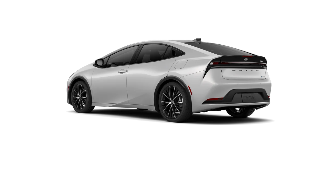 New 2026 Cutting Edge Toyota XLE image 6