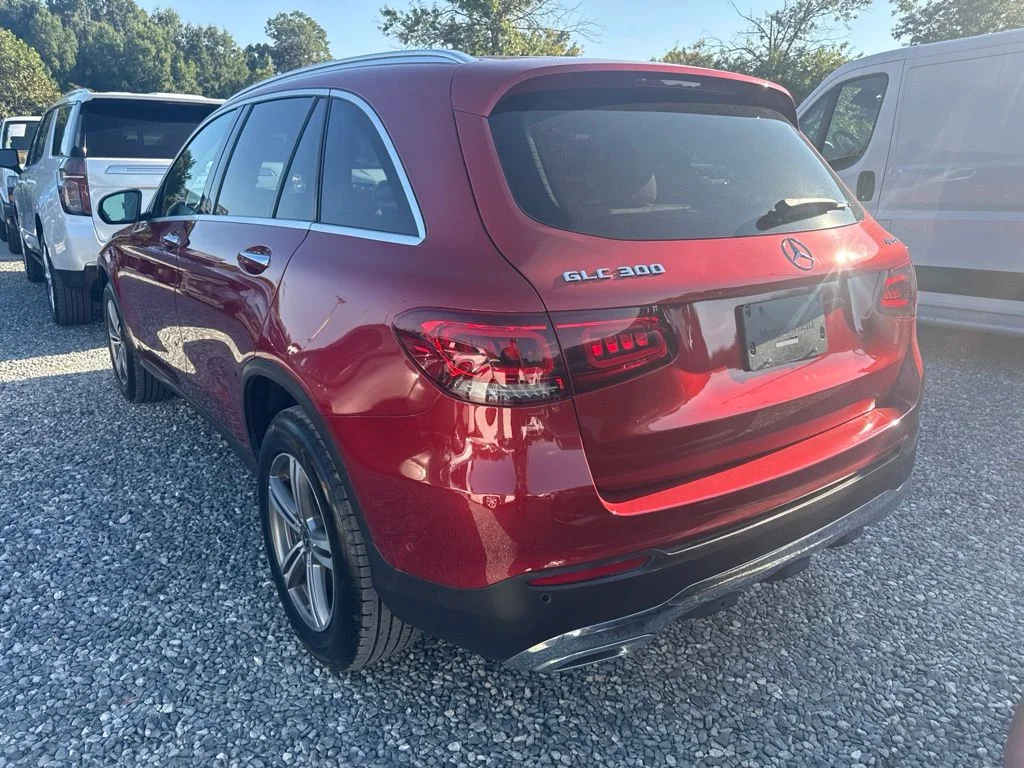 Used 2020 Red Mercedes-Benz GLC 300 image 5