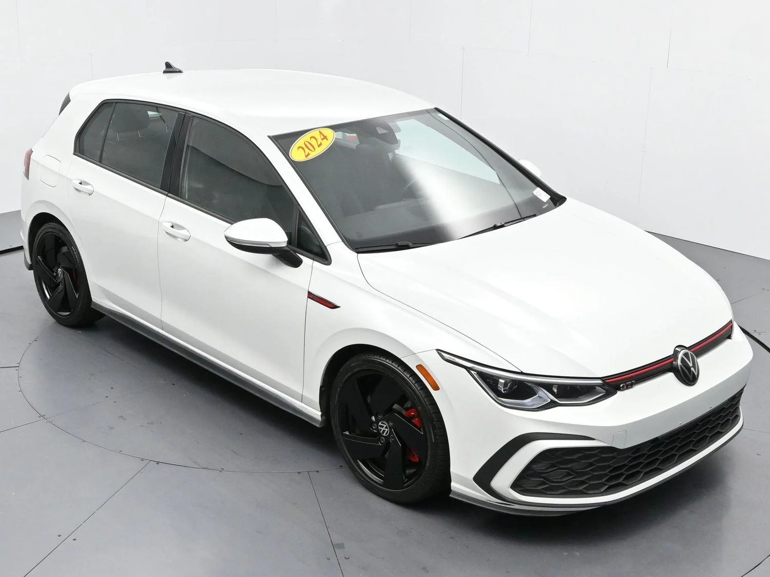 Used 2024 Opal White Pearl Volkswagen S image 33
