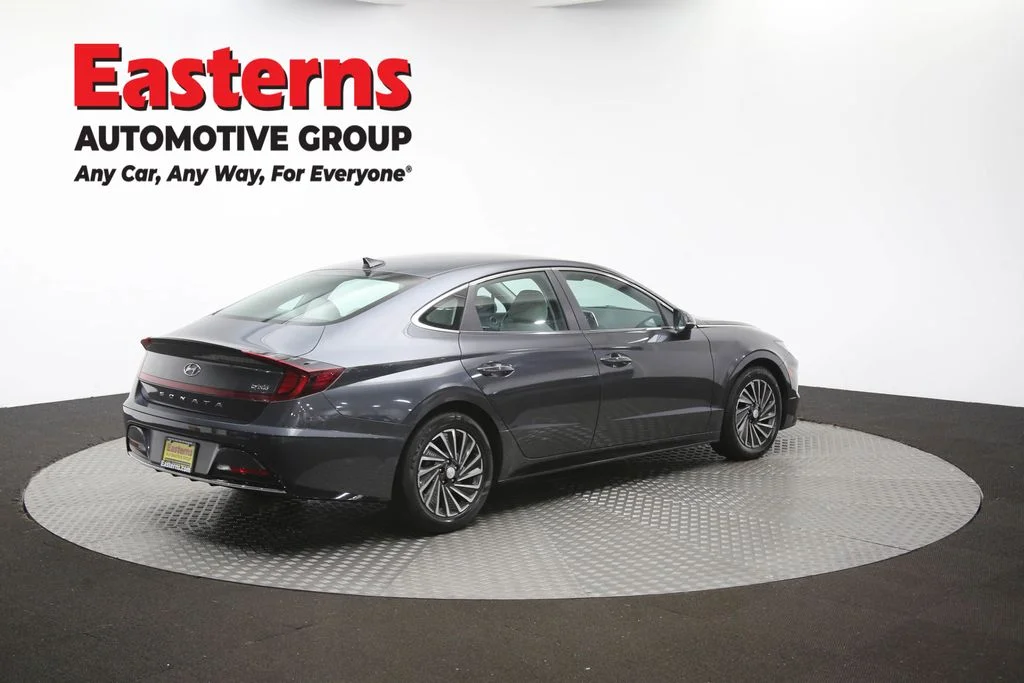 Used 2023 Gray Hyundai SEL image 43