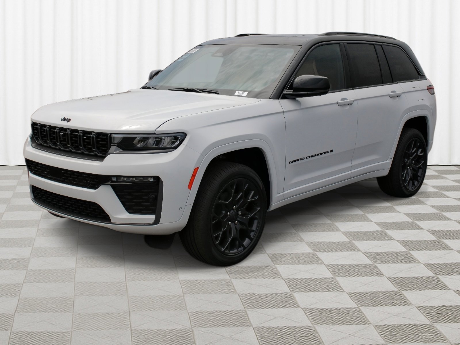 New 2026 Bright White Clear-Coat Exterior Paint Jeep Summit image 40