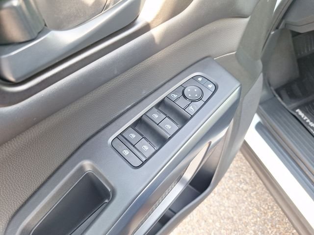 Used 2026 White Nissan Rock Creek image 12