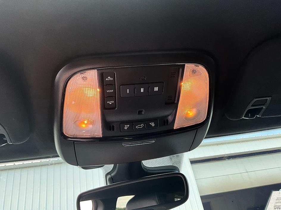 Used 2025 Black Dodge R/T 20th Anniversary Premium image 28