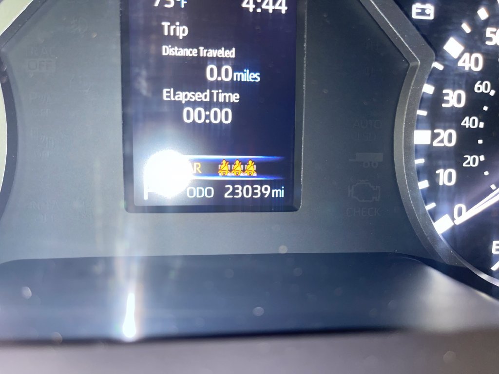 Used 2024 White Toyota SR5 image 18