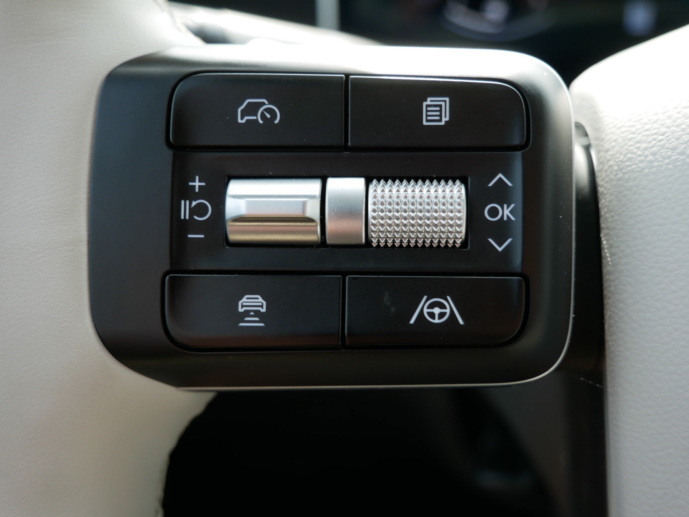 2026 Hyundai Santa Fe SE - Photo 26