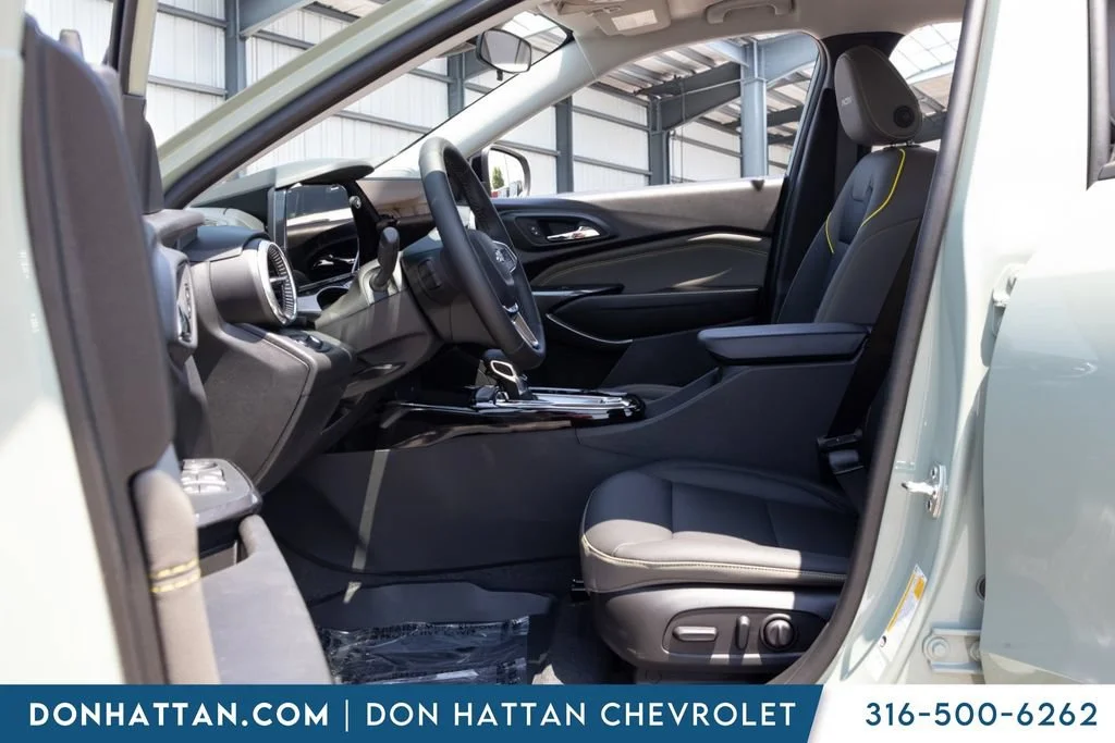 2026 Chevrolet Trax Activ - Photo 3