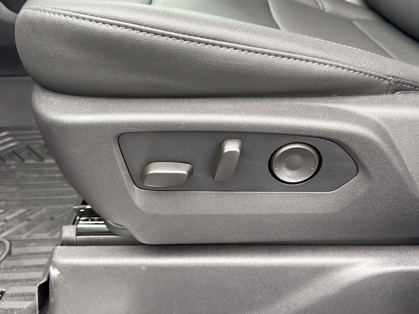2026 Chevrolet Silverado 1500 LTZ - Photo 8