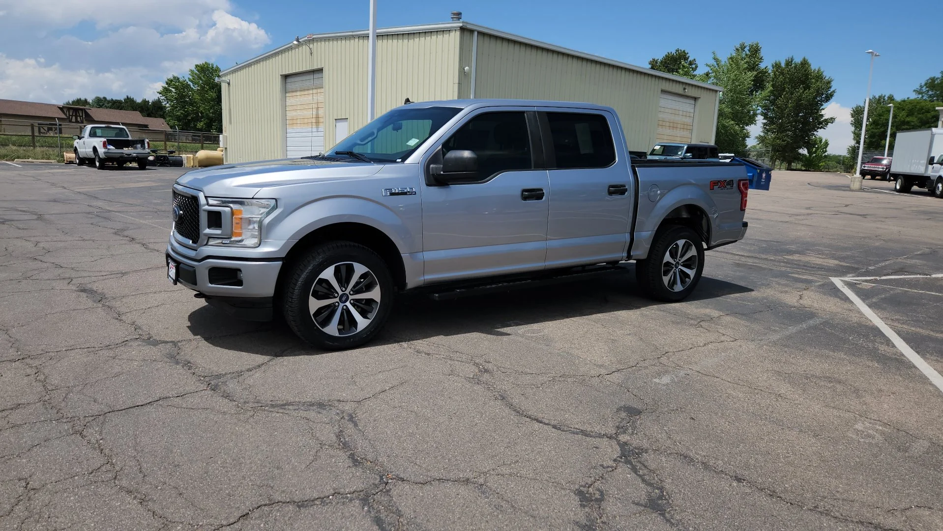 Used 2020 Silver Metallic Ford XL image 3