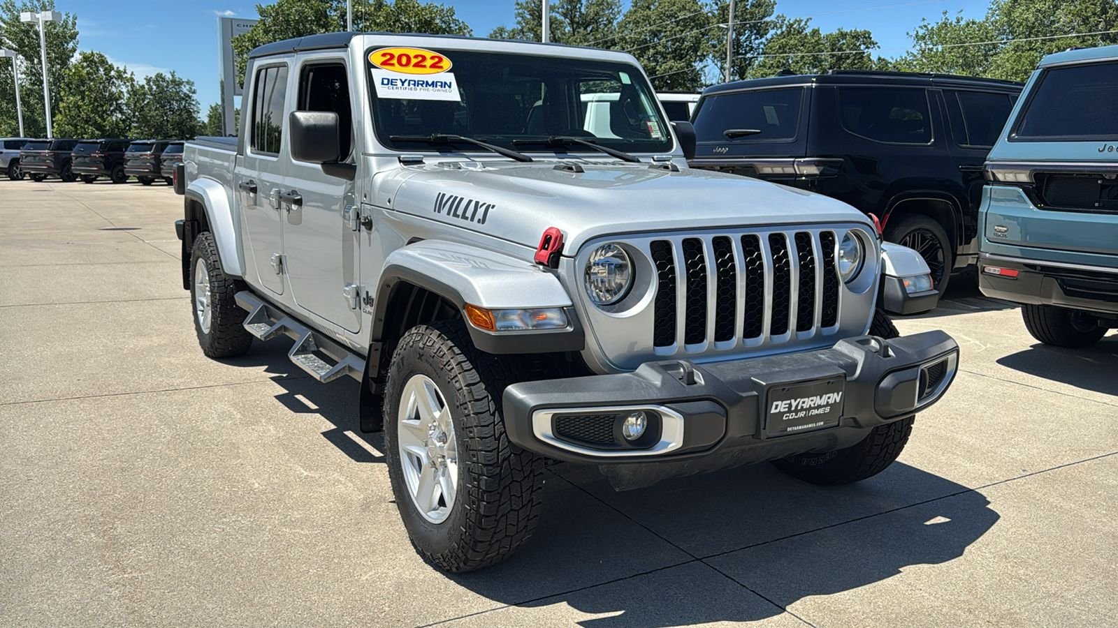 Certified Used 2022 Silver Jeep Sport image 2