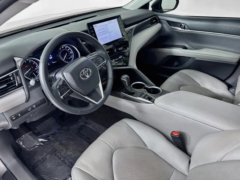 Used 2021 Predawn Gray Mica Toyota XLE image 10