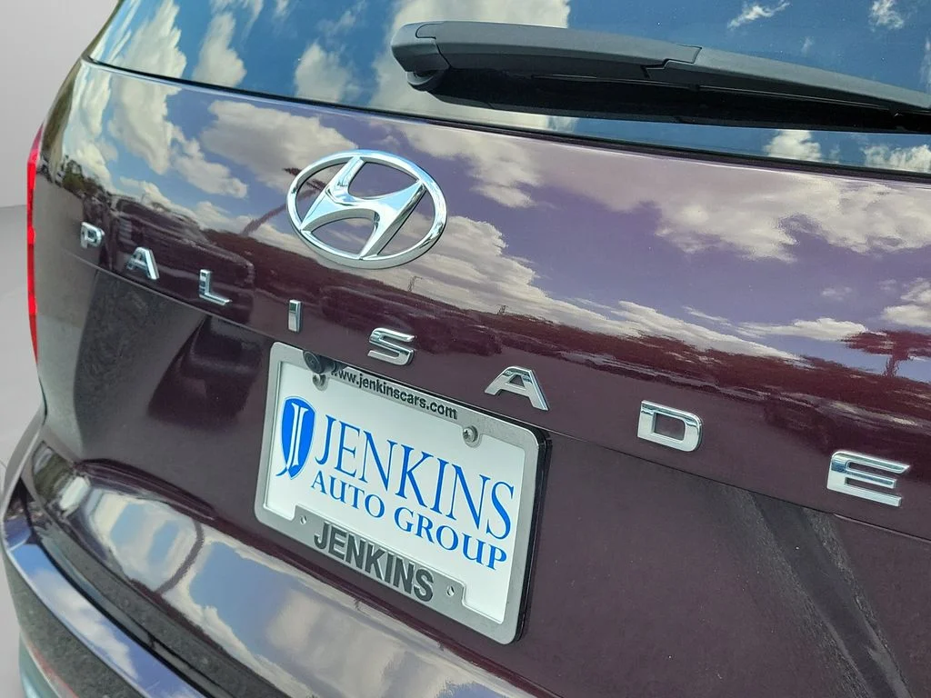 Used 2024 Red Hyundai Calligraphy image 39