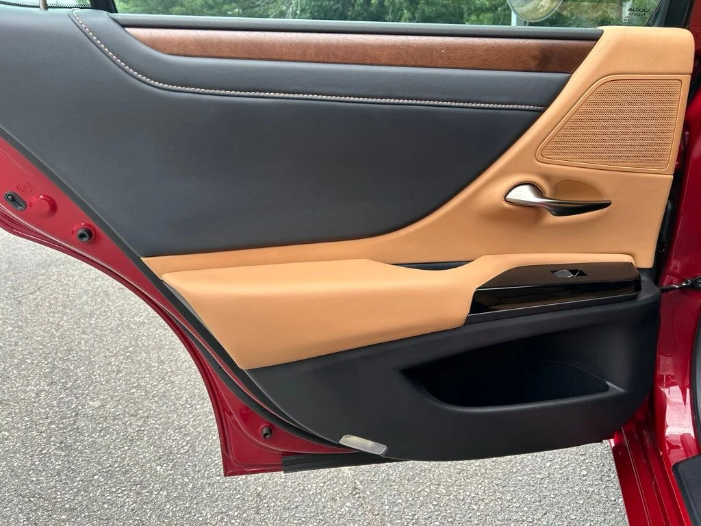 Used 2025 Red Lexus 350 image 20
