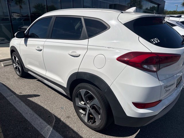 Used 2018 Dazzling White Hyundai Sport image 5