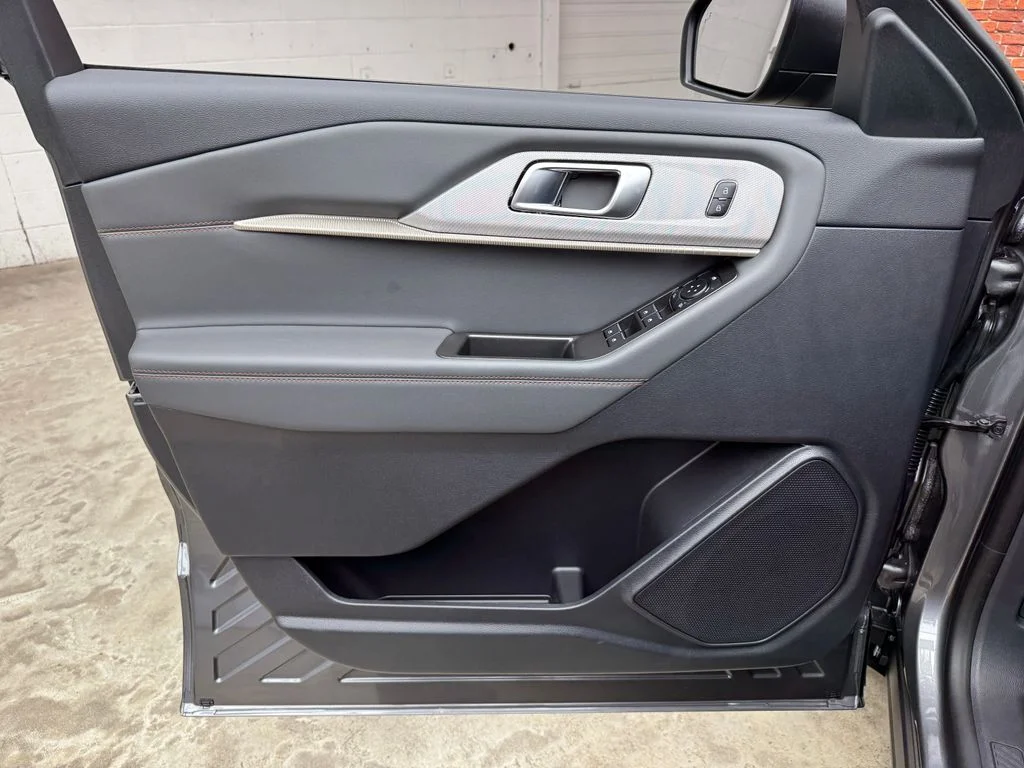 New 2026 Carbonized Gray Metallic Ford Active image 10