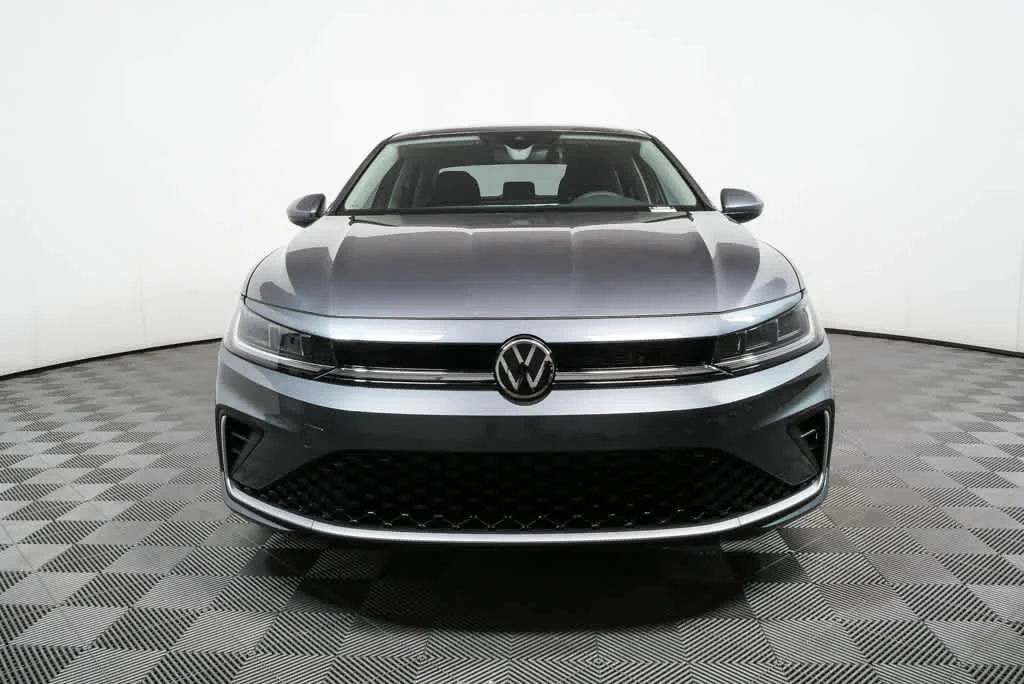 New 2026 Platinum Gray Metallic Volkswagen S image 31