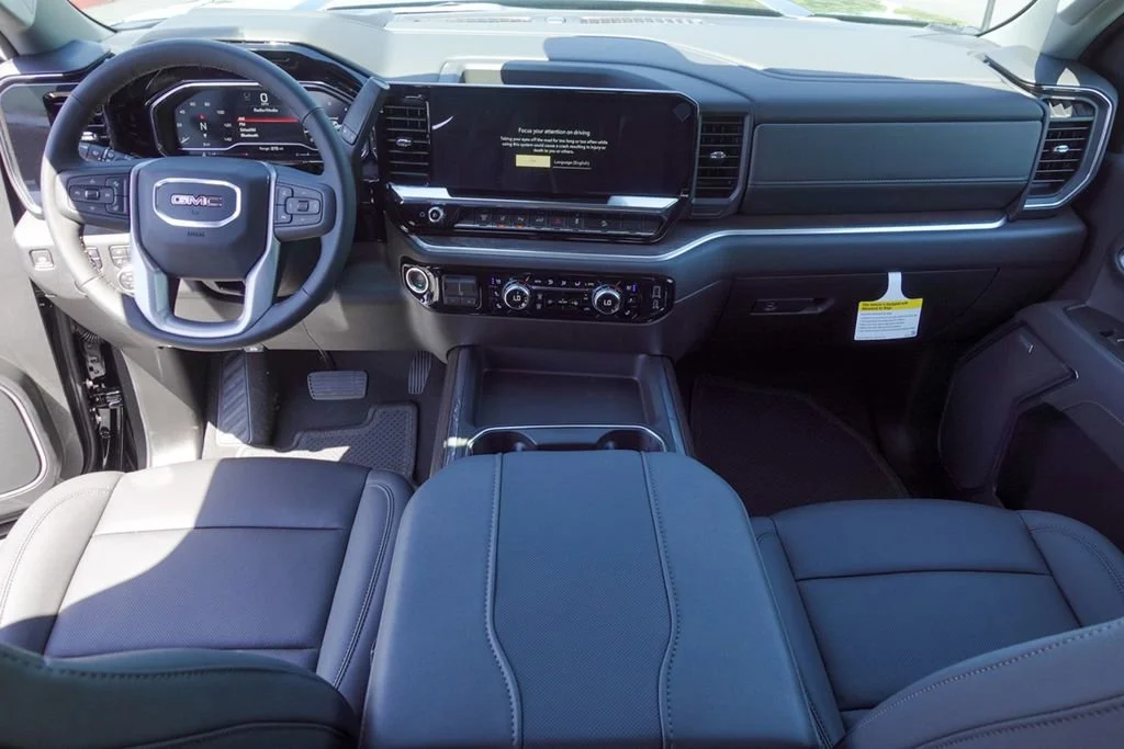2025 GMC Sierra 2500HD SLT - Photo 27