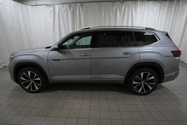 2026 Volkswagen Atlas SEL Premium R-Line - Photo 11