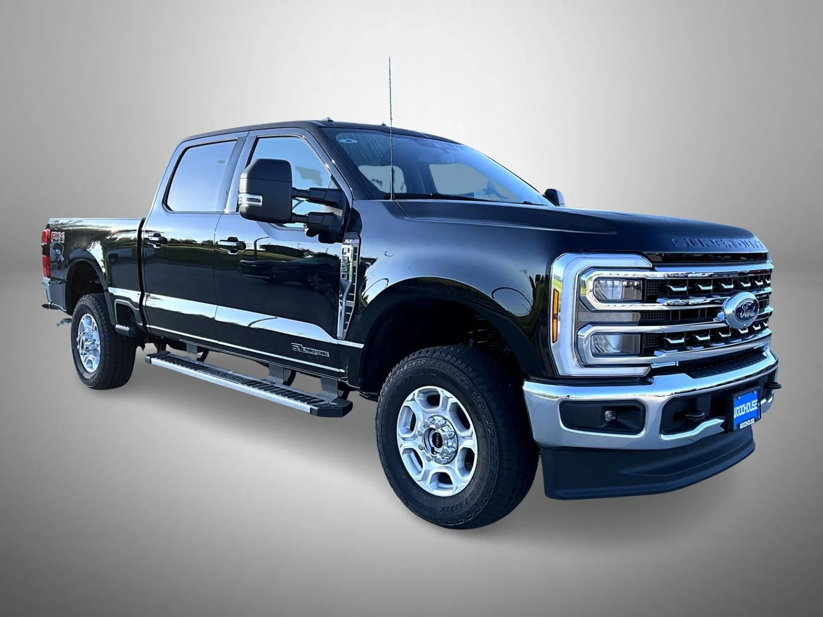 New 2026 Agate Black Metallic Ford XLT image 3