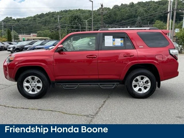 Used 2021 Red Toyota SR5 image 7
