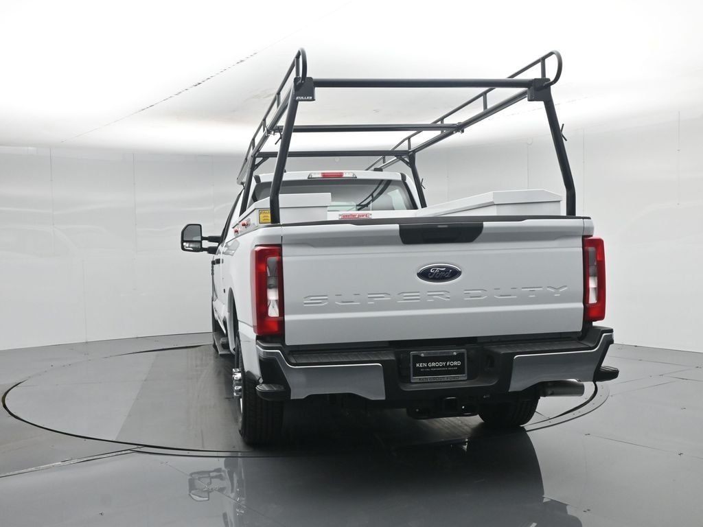 2026 Ford F-350 Super Duty XL - Photo 33