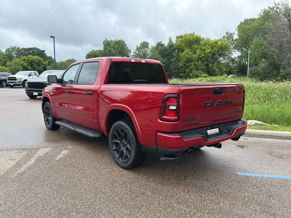 New 2026 Molten Red Pearl-Coat Exterior Paint Ram Laramie image 9
