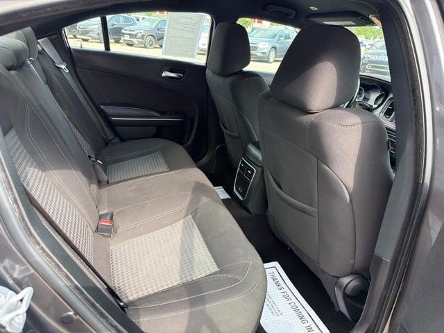 Used 2023 Granite Pearlcoat Dodge SXT image 18