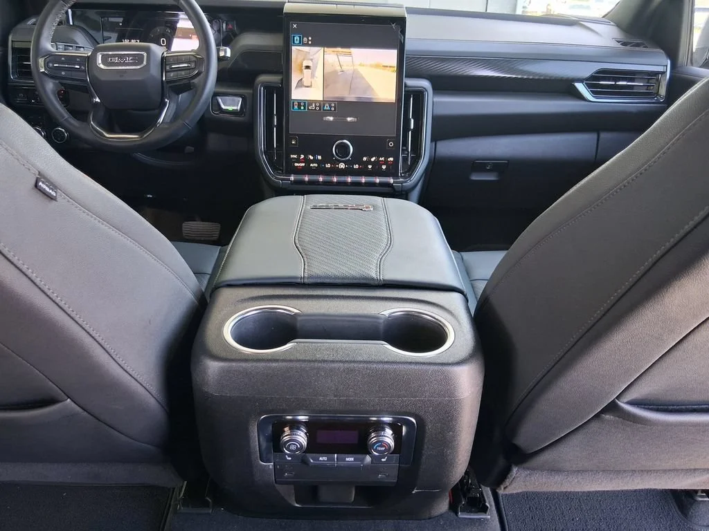 Used 2025 Sterling Metallic GMC AT4 image 25