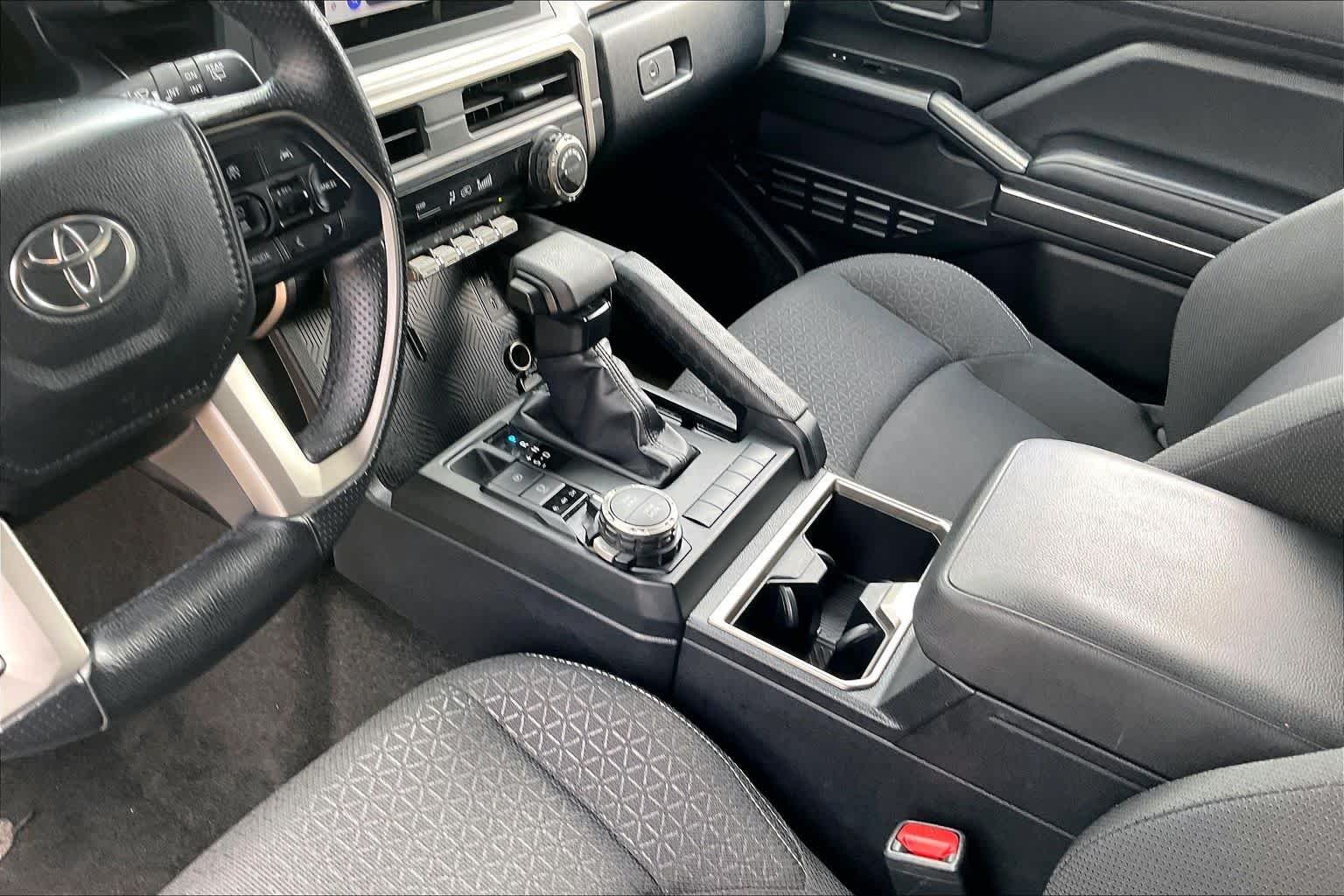 Used 2025 Ice Cap Toyota SR5 image 16