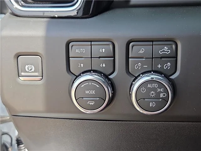 New 2026 Glacier White Tricoat GMC Denali Ultimate image 17