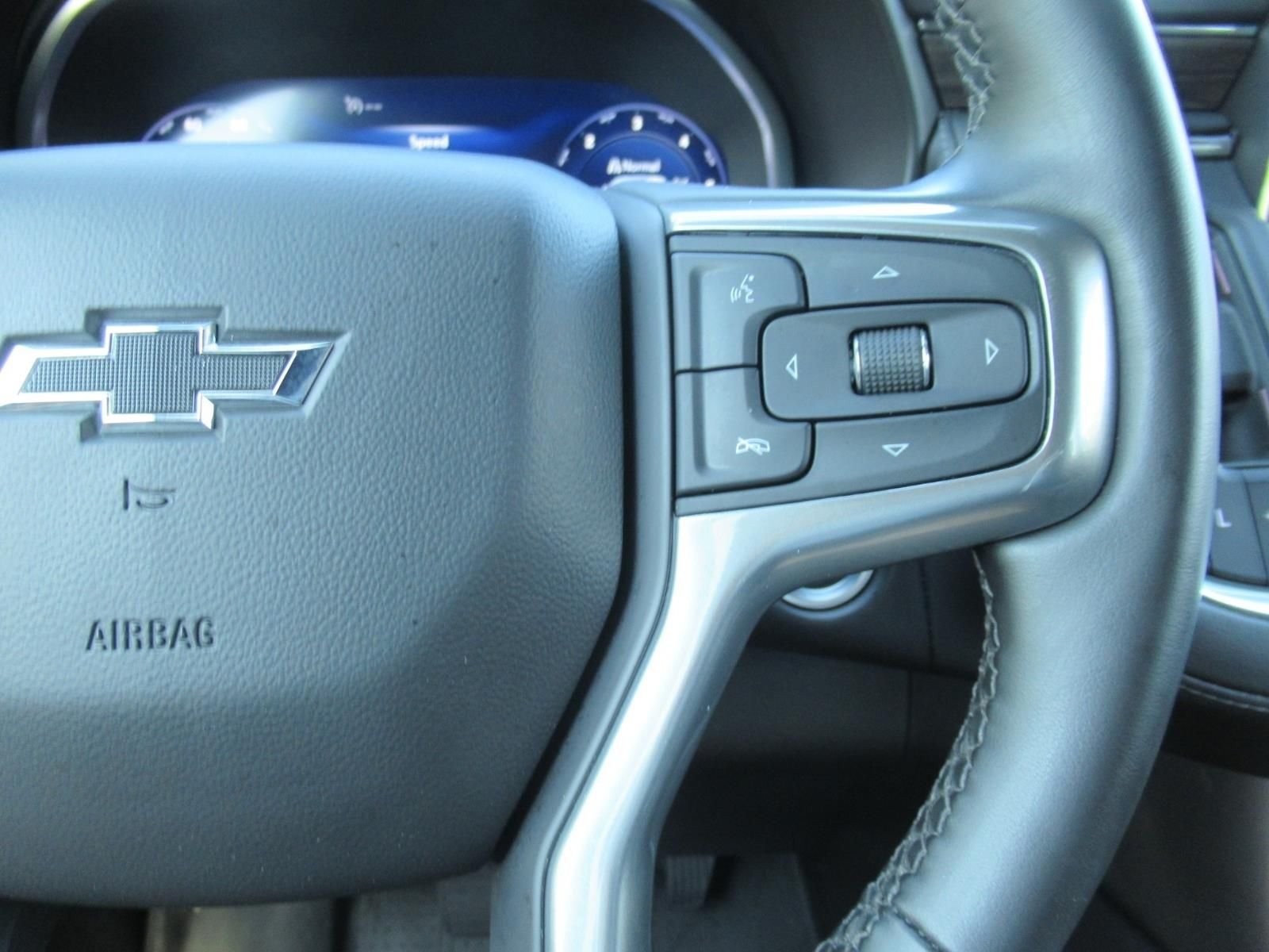 Used 2024 Gray Chevrolet Z71 image 25