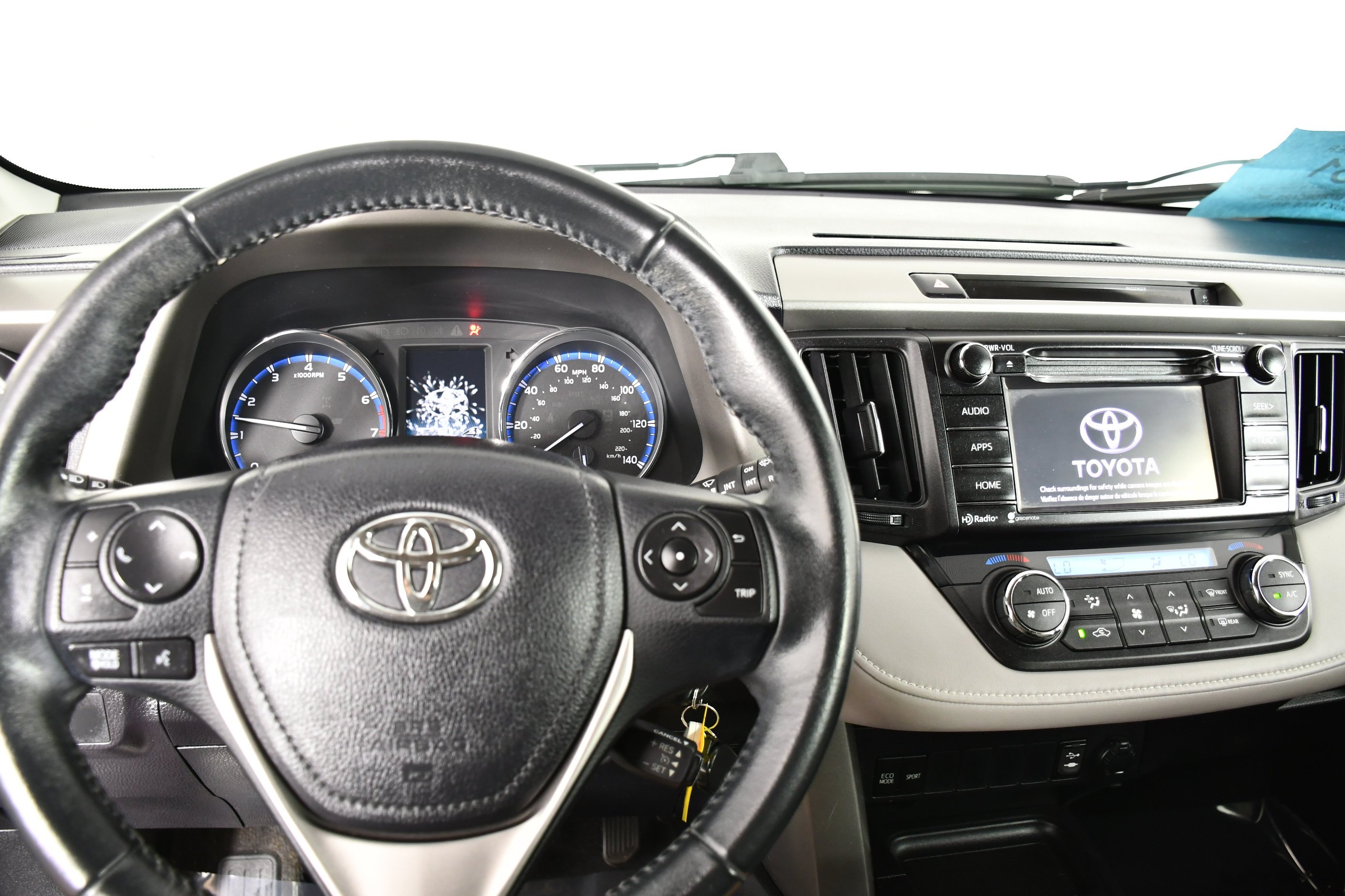 Used 2016 Black Toyota XLE image 16