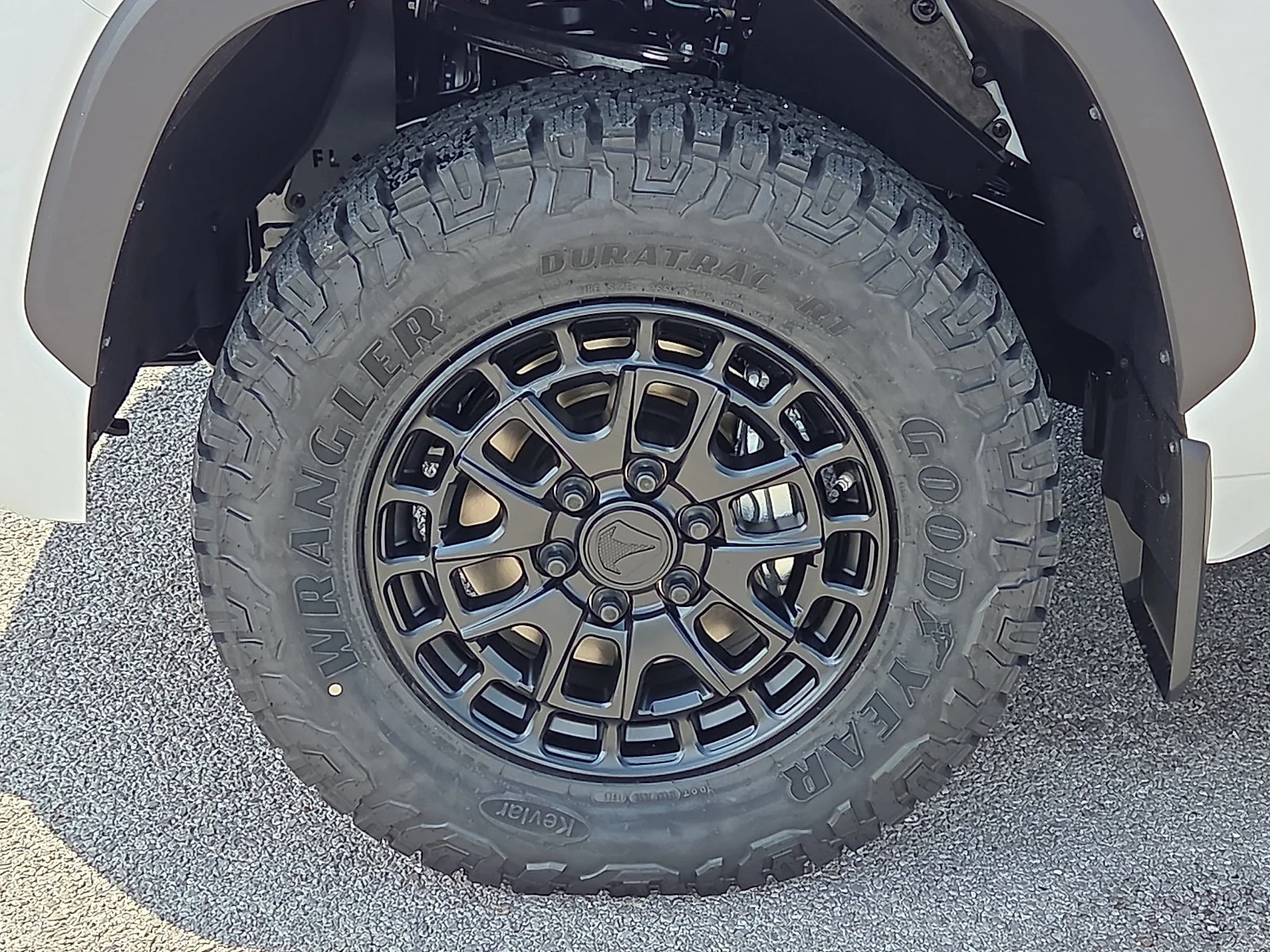 New 2026 Ice Cap Toyota SR5 image 5