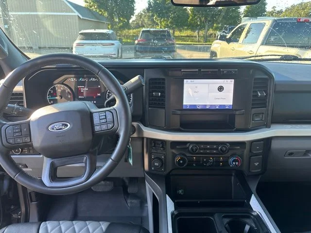 Used 2023 Blue Ford XLT image 11
