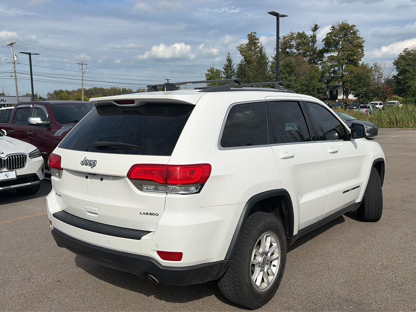 Used 2019 Bright White Clearcoat Jeep Laredo E image 2