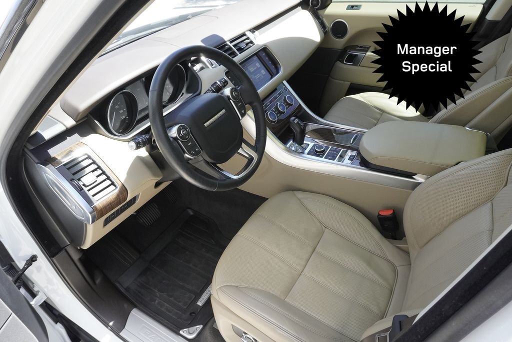 Used 2016 White Land Rover 3.0L V6 Supercharged HSE image 18