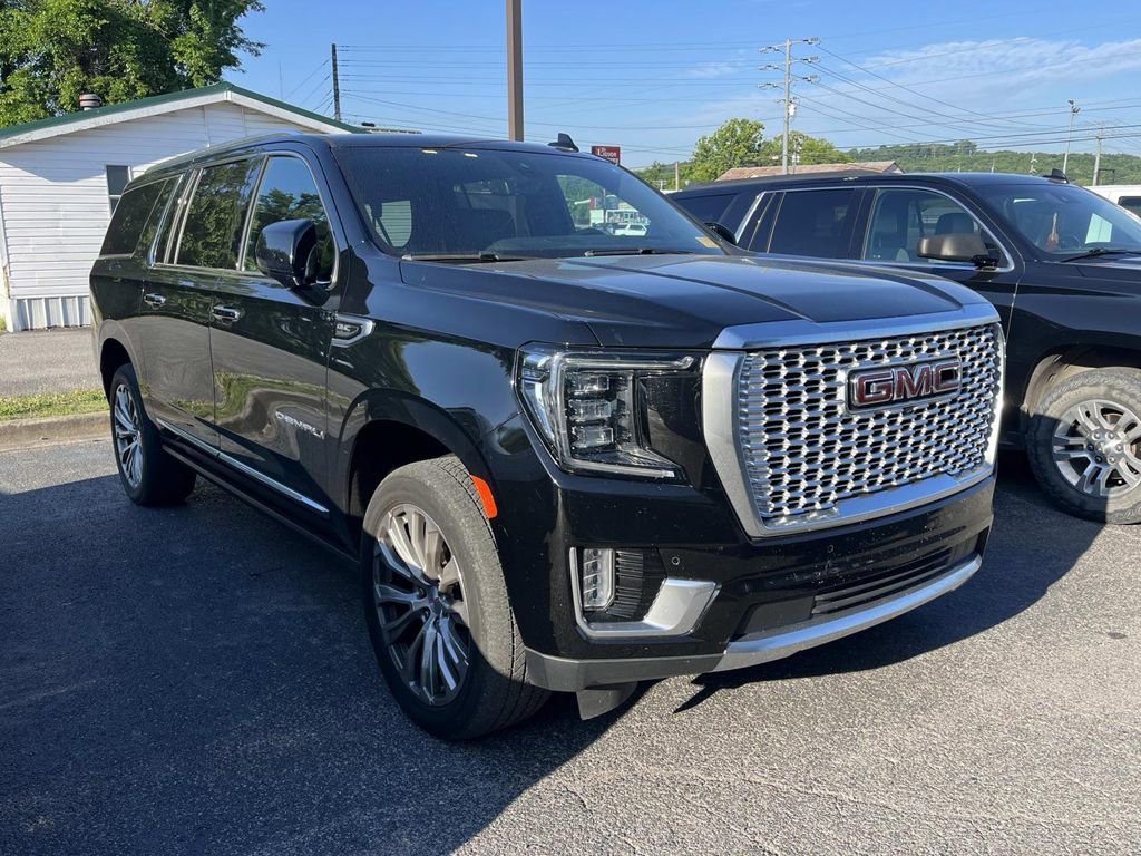 2021 GMC Yukon Denali AWD's photo