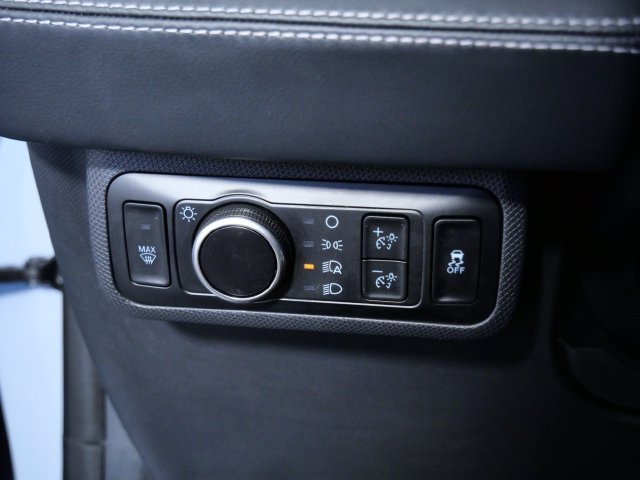 Certified Used 2024 Gray Ford Select image 25
