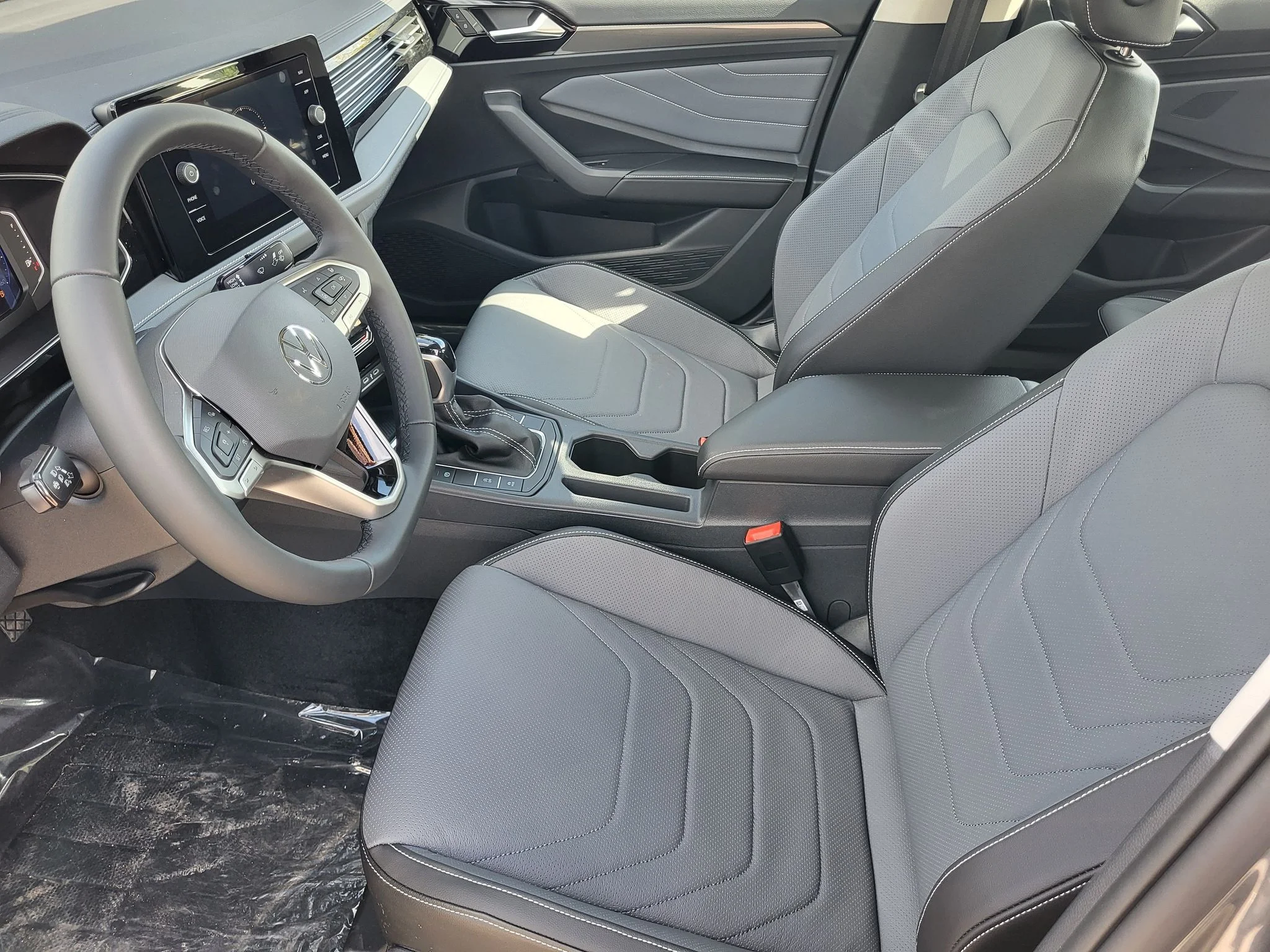 New 2026 Platinum Gray Metallic Volkswagen 1.5T SEL image 21