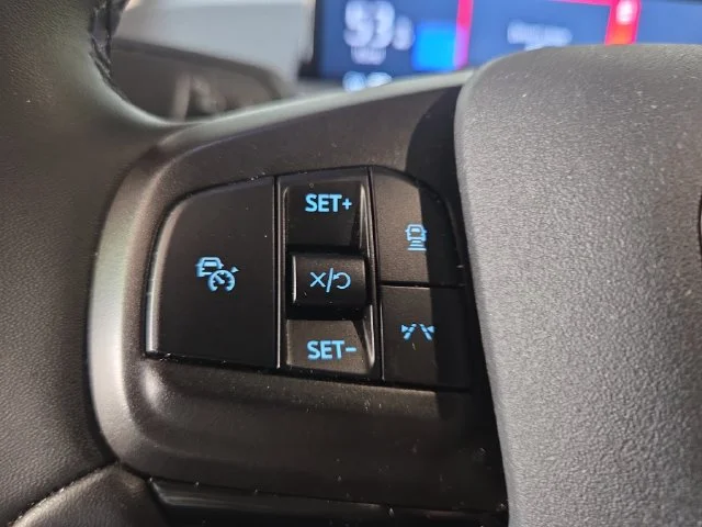 Used 2024 White Ford Select image 36