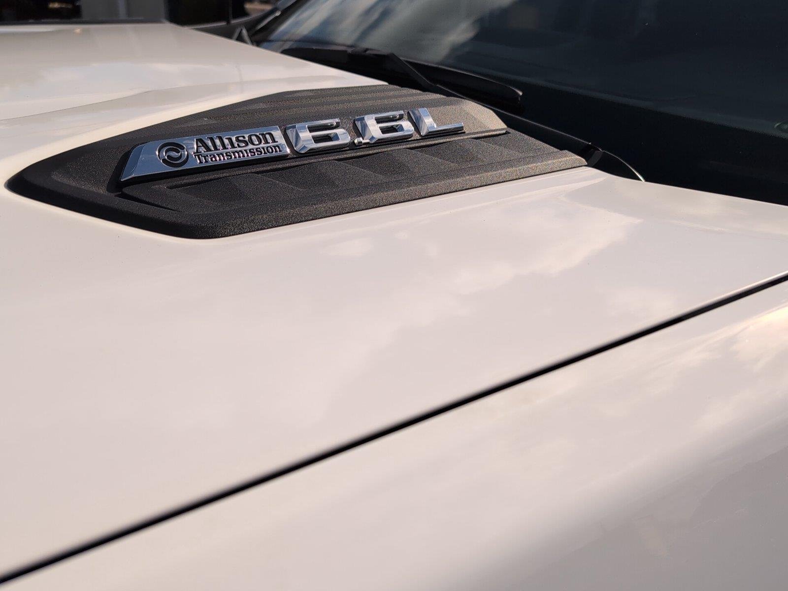 Used 2024 Summit White Chevrolet Custom image 11