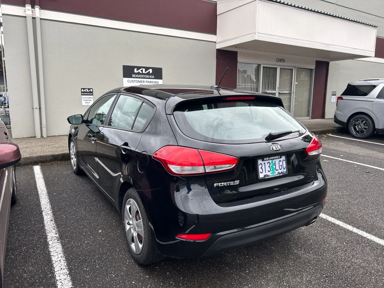 Used 2016 Aurora Black Kia LX image 4