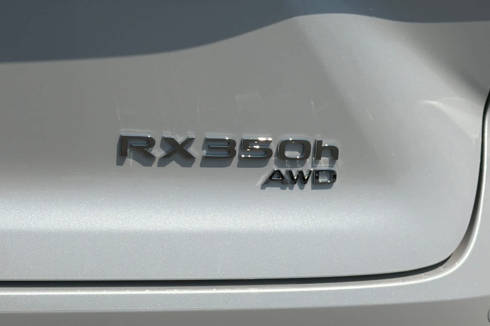 New 2026 Eminent White Pearl Lexus RX 350h LUXURY AWD image 33